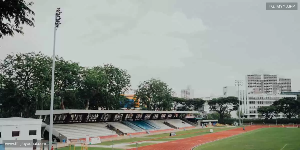 🚴 运动不止,探索无限可能,从一双专业跑鞋开始!👟